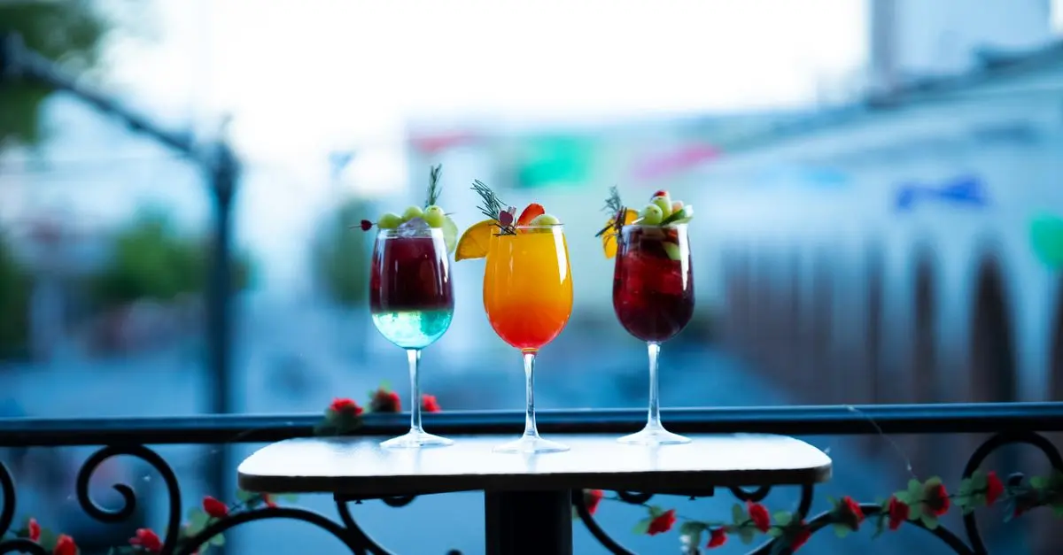Comment créer un apéritif d'été rafraîchissant et convivial