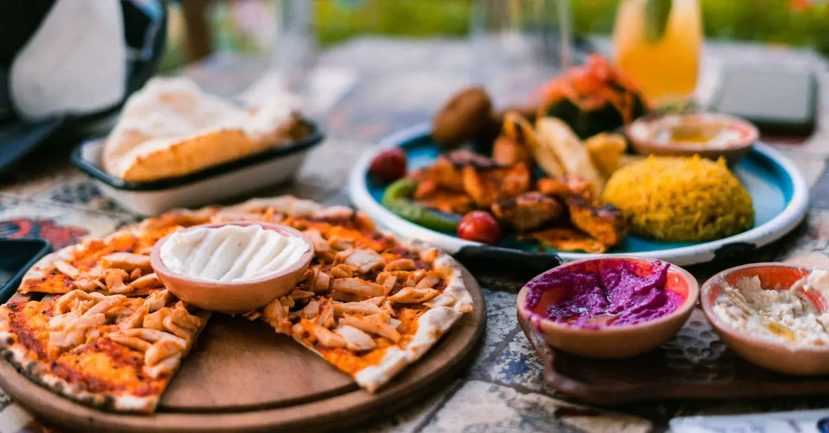 10 Recettes de Dips Savoureux pour Réinventer vos Apéritifs