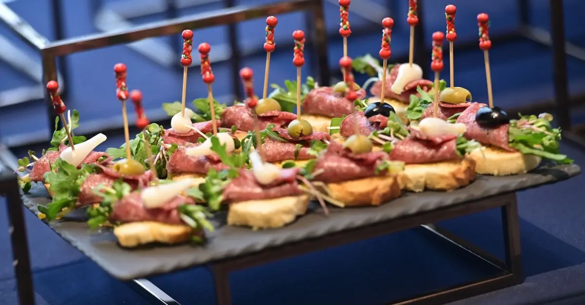 Les Apéritifs Classiques Revisités : Recettes Étonnantes à Essayer