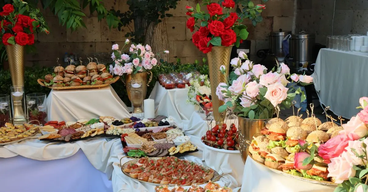 Comment Choisir le Bon Apéritif pour Étonner Vos Invités