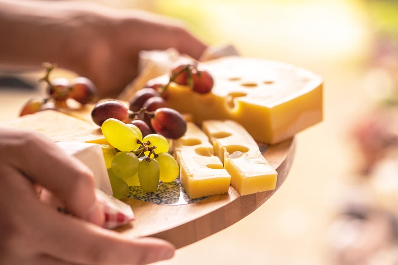 Comment Créer un Apéritif Éclair avec des Produits Locaux